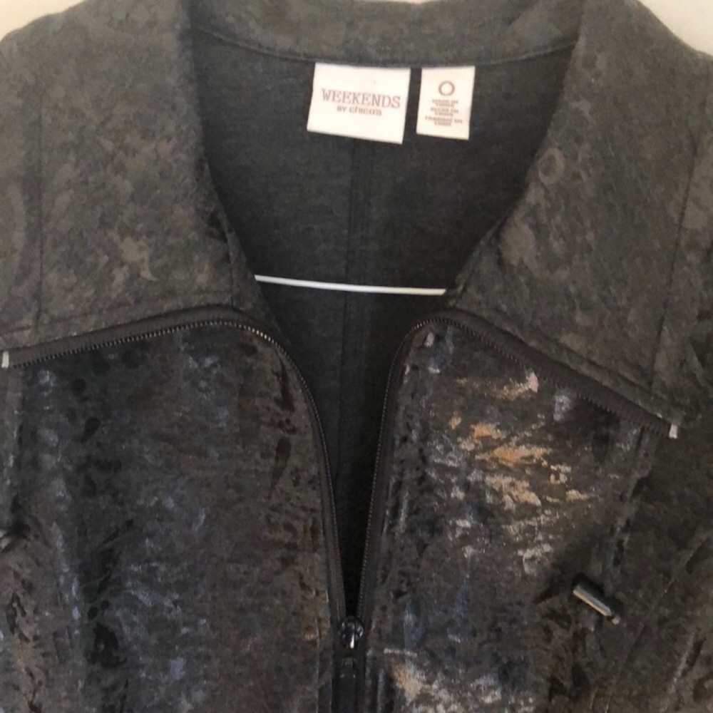 🖤CHICO’S🖤WEEKENDS JACQUARD ZIPPER JACKET🖤 - Picture 7 of 8